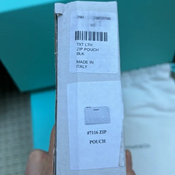 🔴NEW 🔴Authentic NEW TIFFANY & CO Black Leather Clutch 💙🔴 - Picture 8 of 8